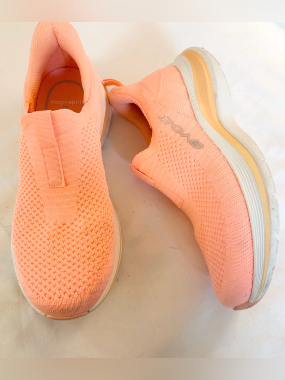 easy spirit Easypace SOEASY EMOVE Sneaker Orange US 6.5